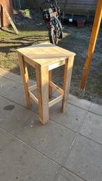 Buiten  enbinnen tafel voor bloemem of voor kruk stevig, Huis en Inrichting, Ophalen, Zo goed als nieuw