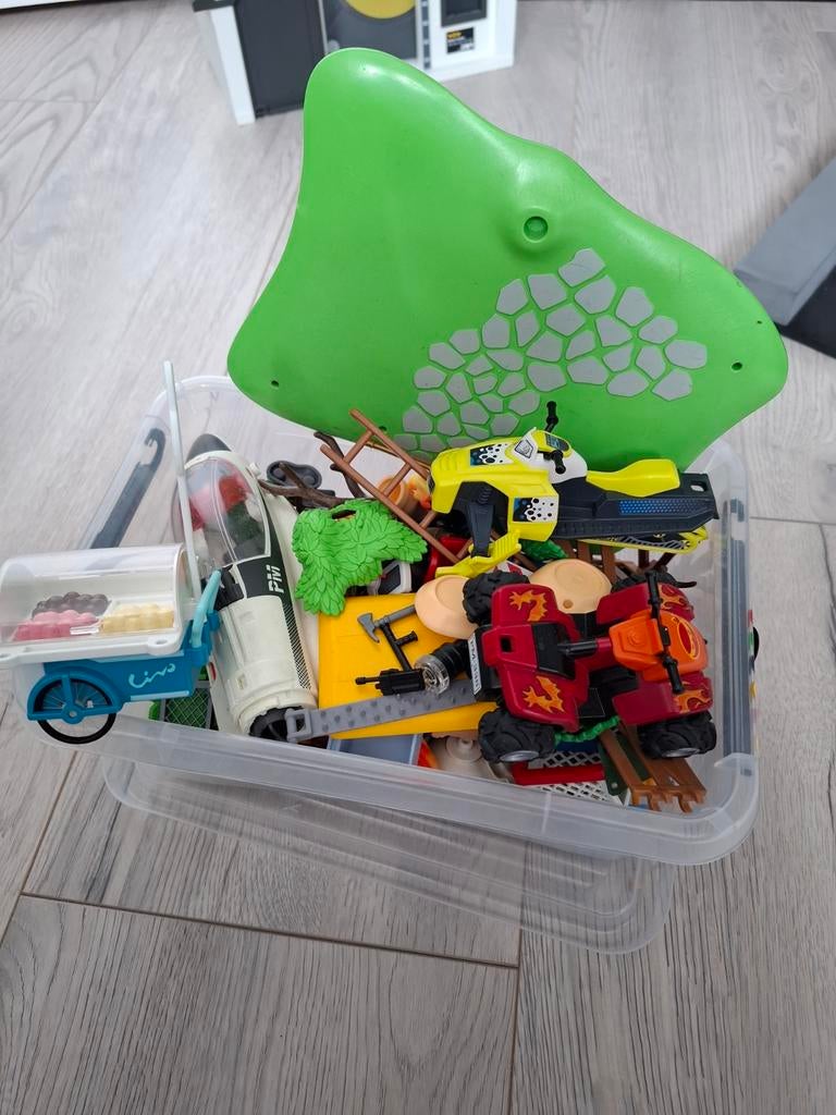 Bak met Playmobil: voertuigen en accessoires, Ophalen, Gebruikt, Jongen of Meisje