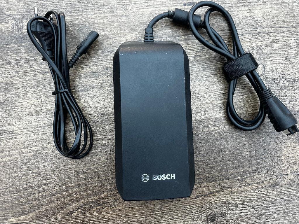 Bosch 4A lader, Ophalen of Verzenden, Zo goed als nieuw