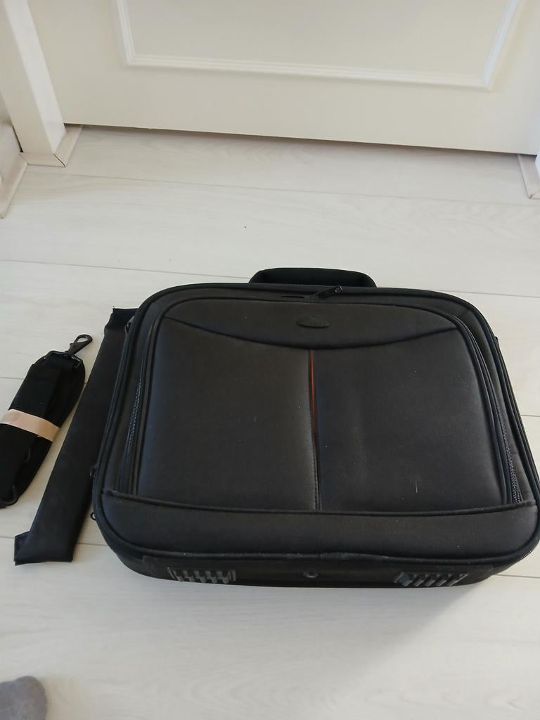 Laptop tas magicase, Computers en Software, Laptoptassen, Ophalen, 17 inch of meer, Nieuw