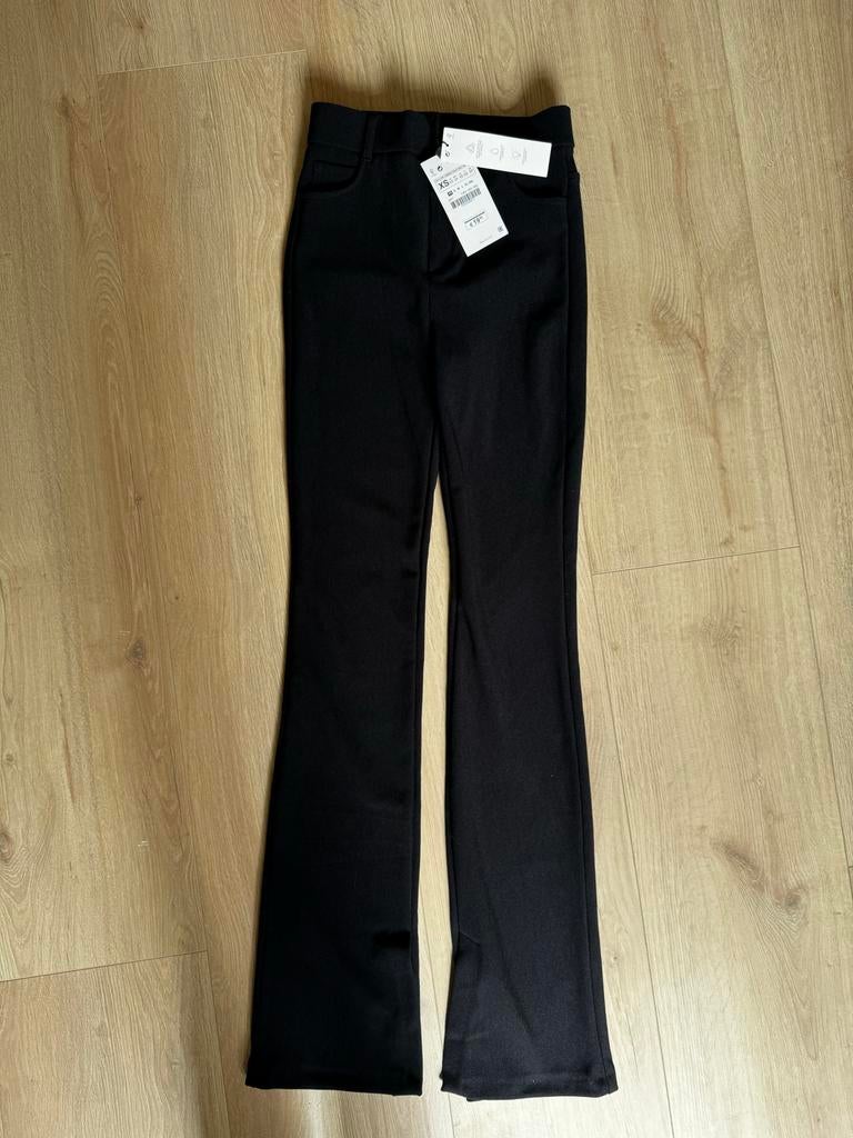 Nieuwe Zara Pantalon - Zwart, Maat XS, Zwart, Nieuw, Ophalen of Verzenden, Maat 34 (XS) of kleiner