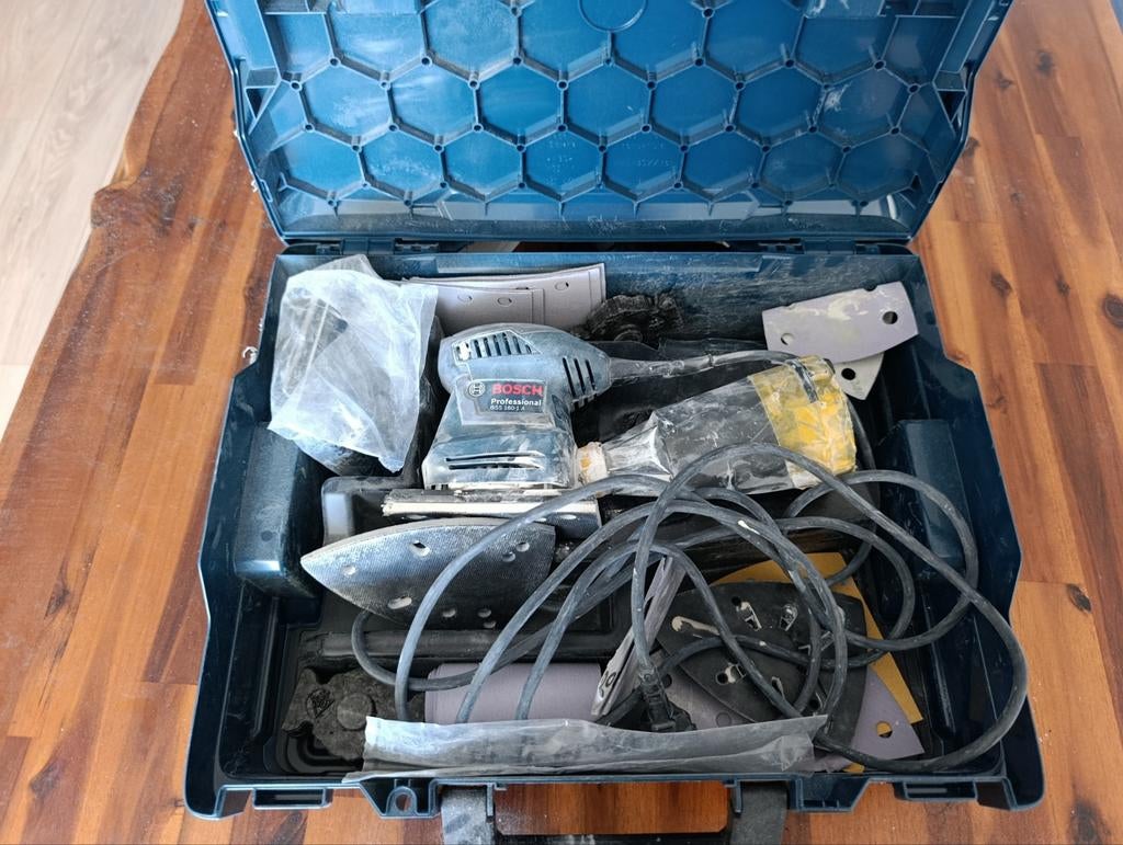 Bosch schuurmachine in koffer, Ophalen