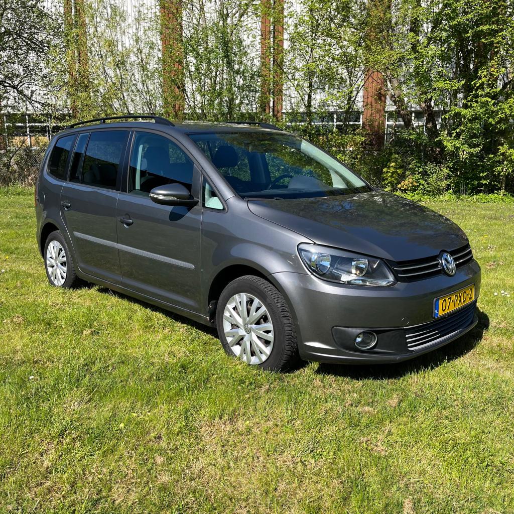✅ Volkswagen Touran 1.2 TSI Grijs 2011 Benzine, Auto's, Euro 5, 4 cilinders, 68 pk, Origineel Nederlands