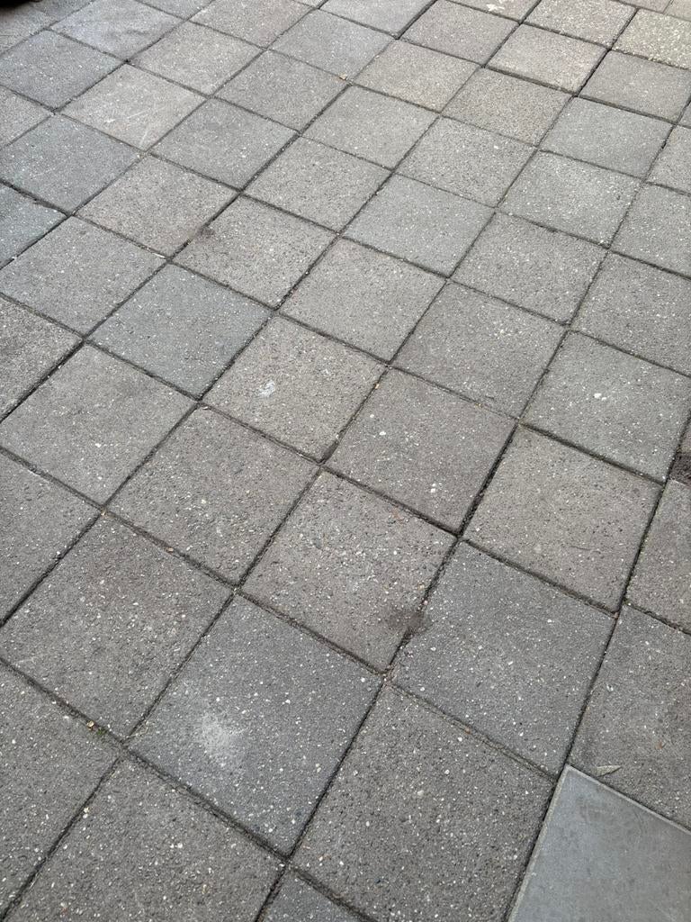 Gratis afhalen tegels, Ophalen, Gebruikt, 10 m² of meer, Beton