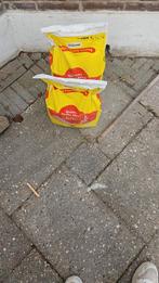 2 zakken Weber Beamix NoMix snelbeton t.e.a.b., Ophalen