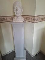 Console met hoofd van gips en jute., Ophalen