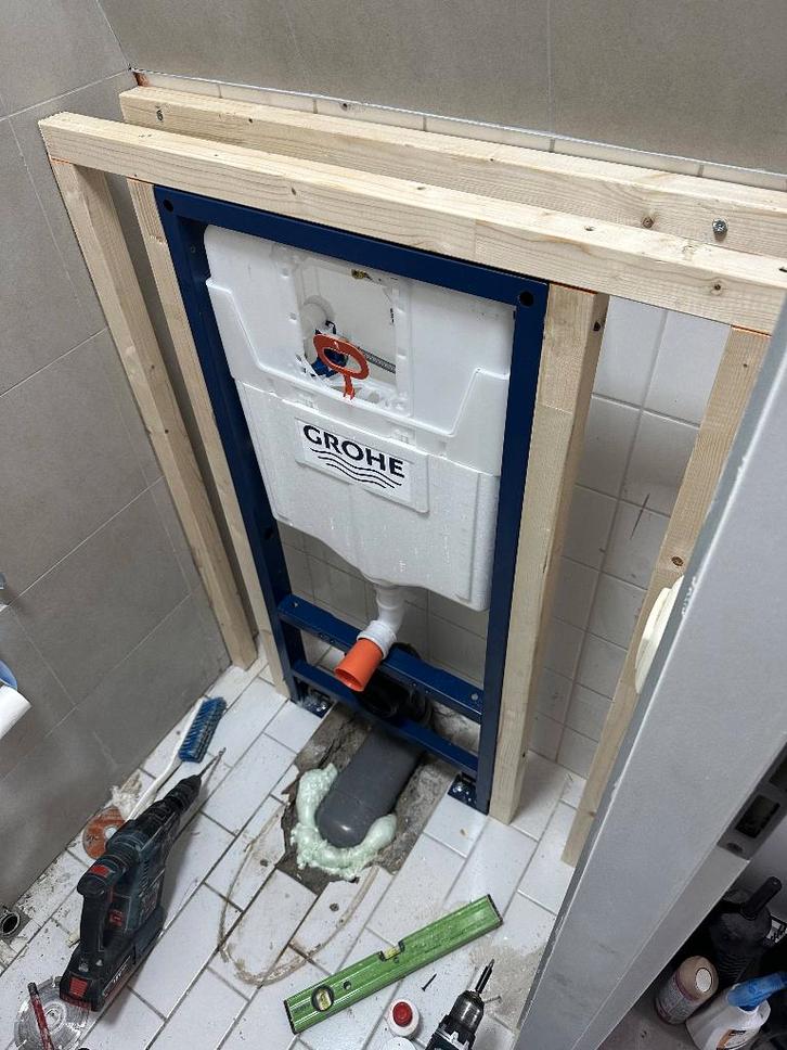 Betrouwbare Loodgieter, CV-Monteur & Elektricien, Diensten en Vakmensen, Loodgieters en Installateurs, Installatie, Onderhoud