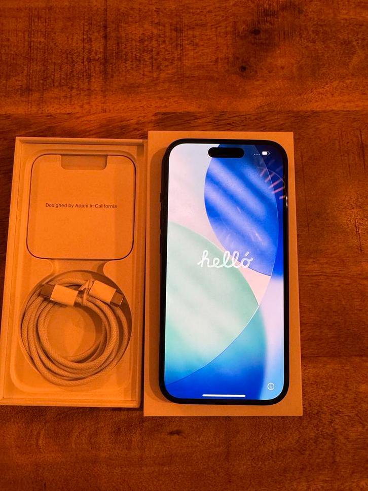 iPhone 15 256GB - 91% batterij, altijd screenprotector, Telecommunicatie, Mobiele telefoons | Apple iPhone, Zo goed als nieuw