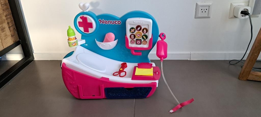 Nenuco Verzorgingsset voor Poppen - Compleet met Accessoires, Ophalen of Verzenden, Gebruikt, Babypop