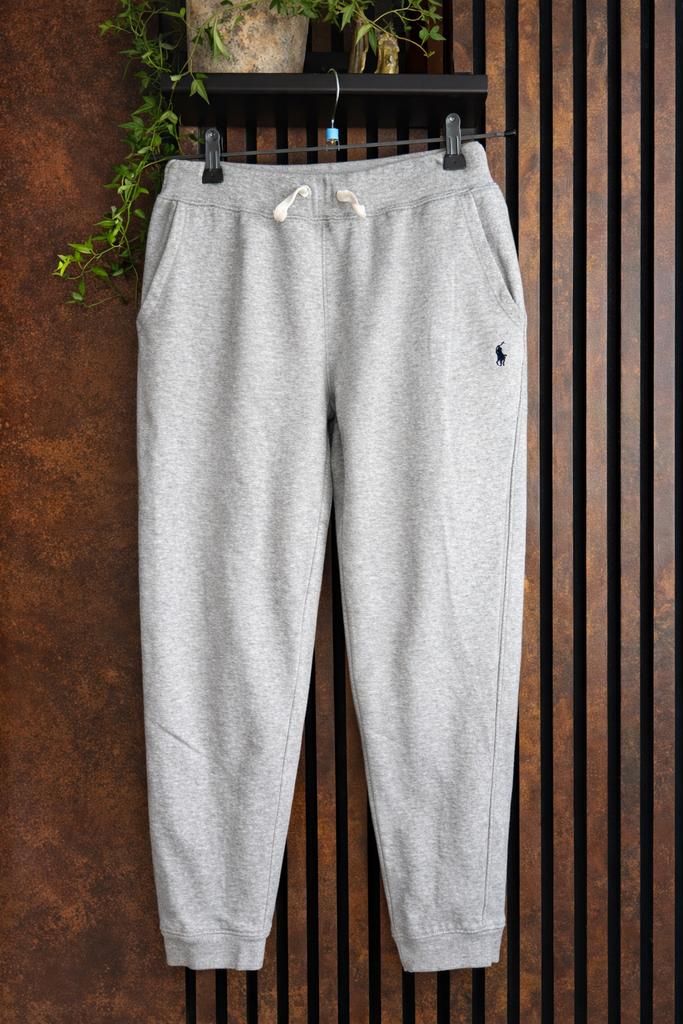 95. Polo Ralph Lauren Joggingbroek – Grijs – L/G (14-16), Ophalen of Verzenden, Zo goed als nieuw, Jongen of Meisje, Broek
