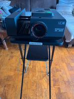 Diaprojector met tafel en scherm, Audio, Tv en Foto, Diaprojectors, Ophalen of Verzenden, Gebruikt, Met scherm