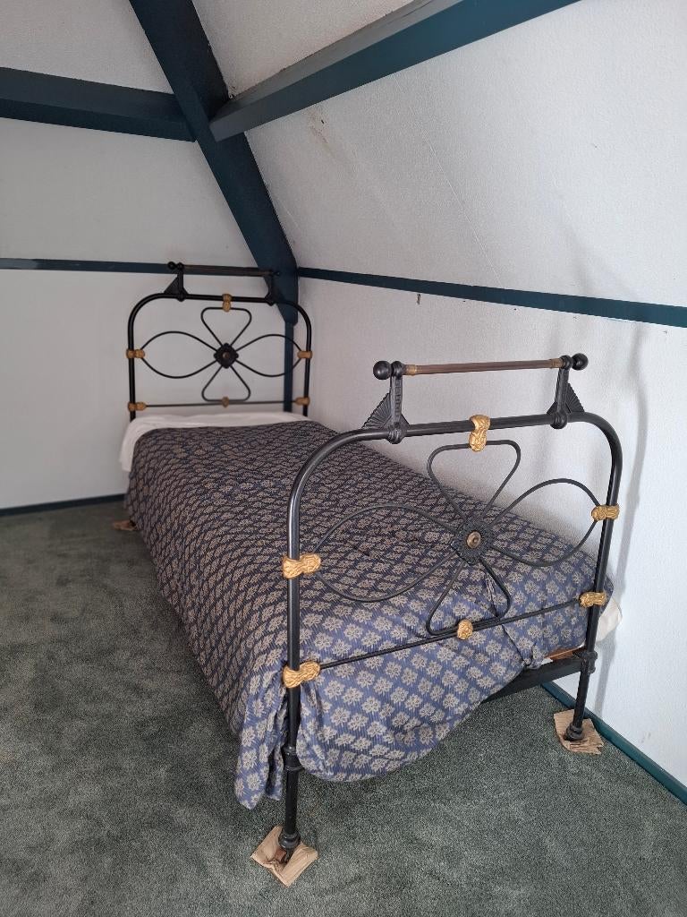 Eenpersoons bed, Ophalen, Gebruikt, 90 cm, Eenpersoons