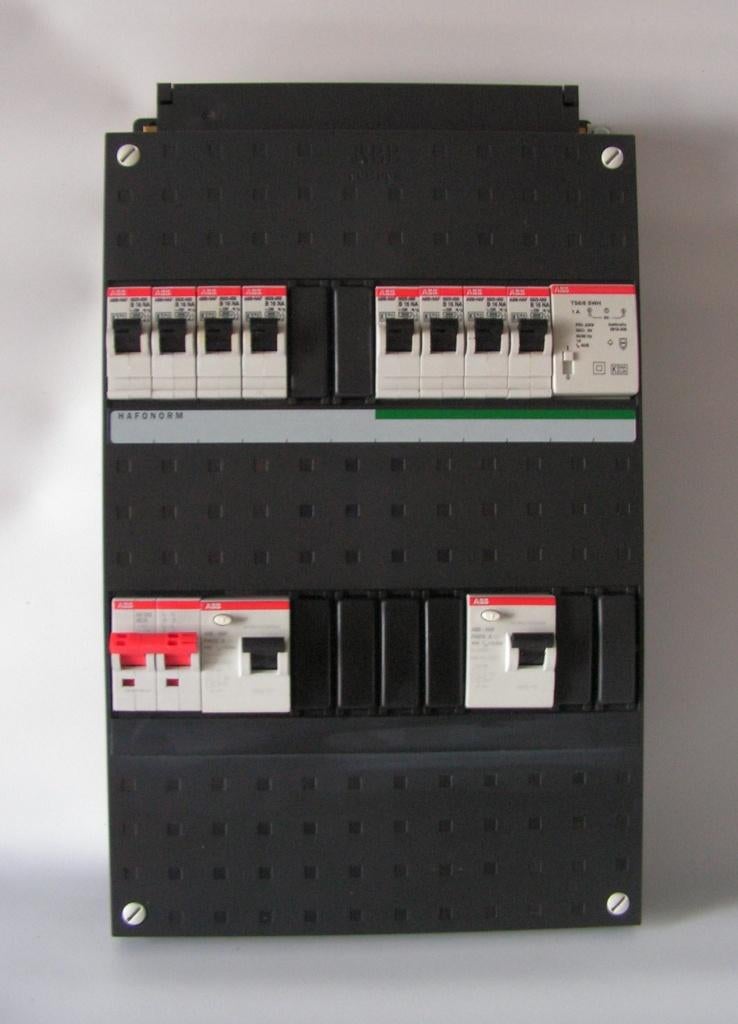 NIEUWE ABB busboard groepenkast ( 8 groepen ), Ophalen of Verzenden, Nieuw, Overige typen