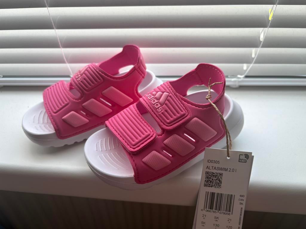 Kinder sandalen, Kinderen en Baby's, Babykleding | Schoentjes en Sokjes, Ophalen, Meisje, Overige typen, Nieuw