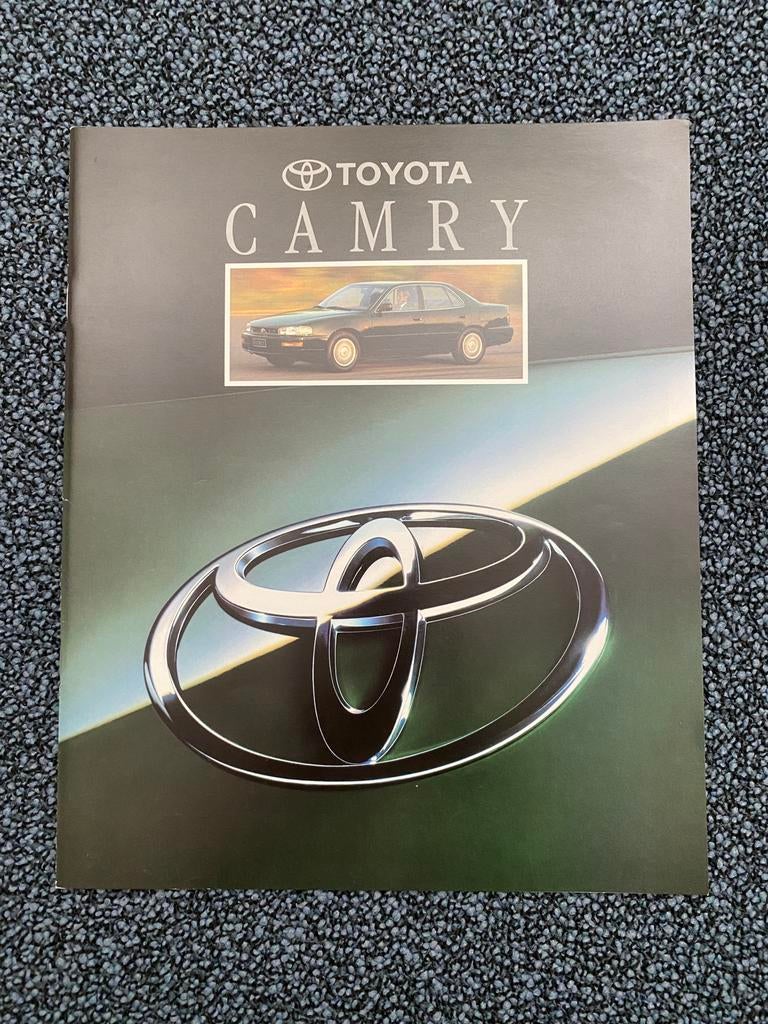 Toyota Camry autofolder (juni 1993), Ophalen of Verzenden, Zo goed als nieuw, Toyota