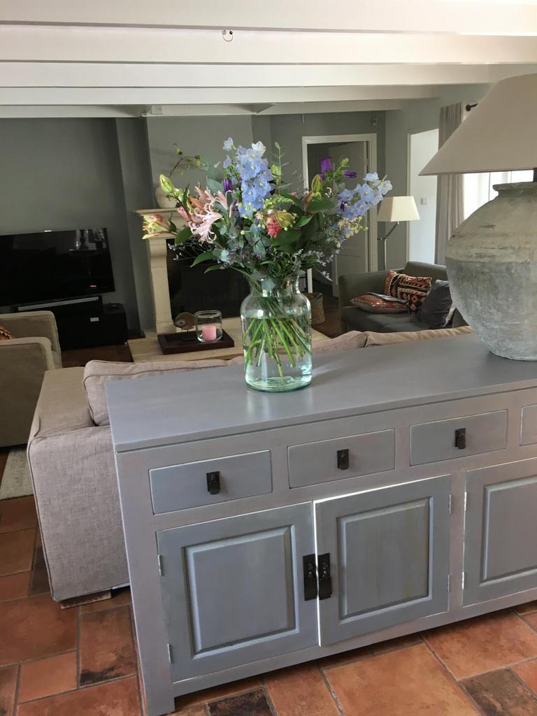 Stijlvol Dressoir - Grijs met Landelijke Charme, Gebruikt, 150 tot 200 cm, Ophalen of Verzenden, Met lade(s)