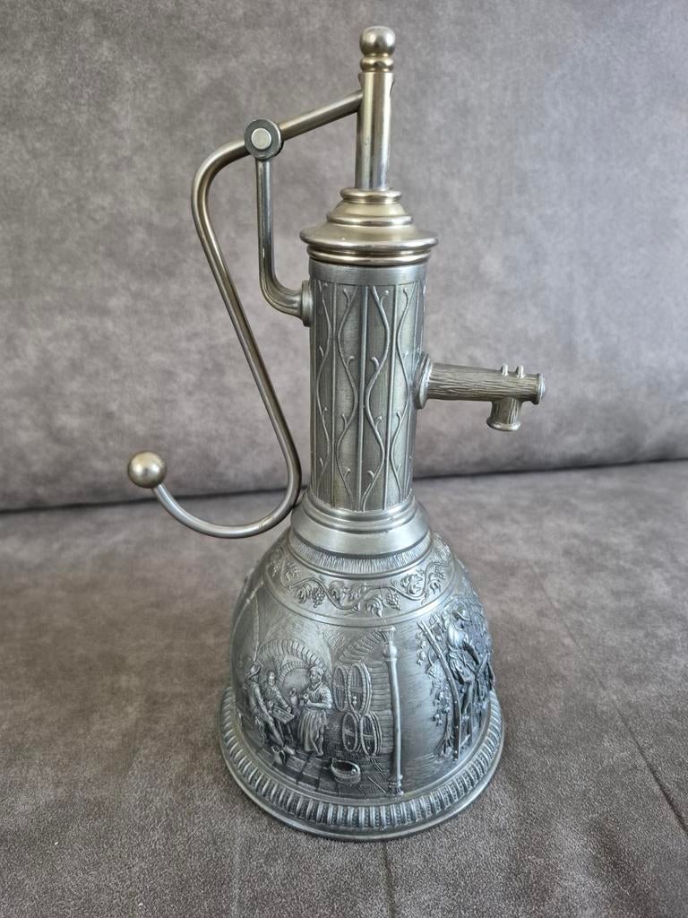 Tinnen jeneverpomp, Ophalen