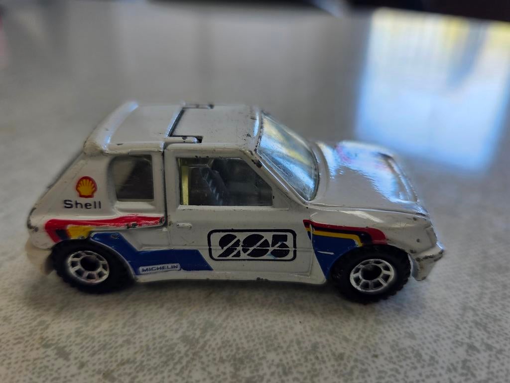 Peugeot 205 Rallye modelauto - Shell Michelin, Ophalen of Verzenden, 1:50 of kleiner, Auto, Overige merken