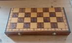 Vintage Houten Schaakspel in kistje., Hobby en Vrije tijd, Gezelschapsspellen | Bordspellen, Ophalen of Verzenden