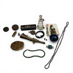 Lot kleingoed, o.a. glazen 'Mary Gregory' flacon, Ophalen of Verzenden