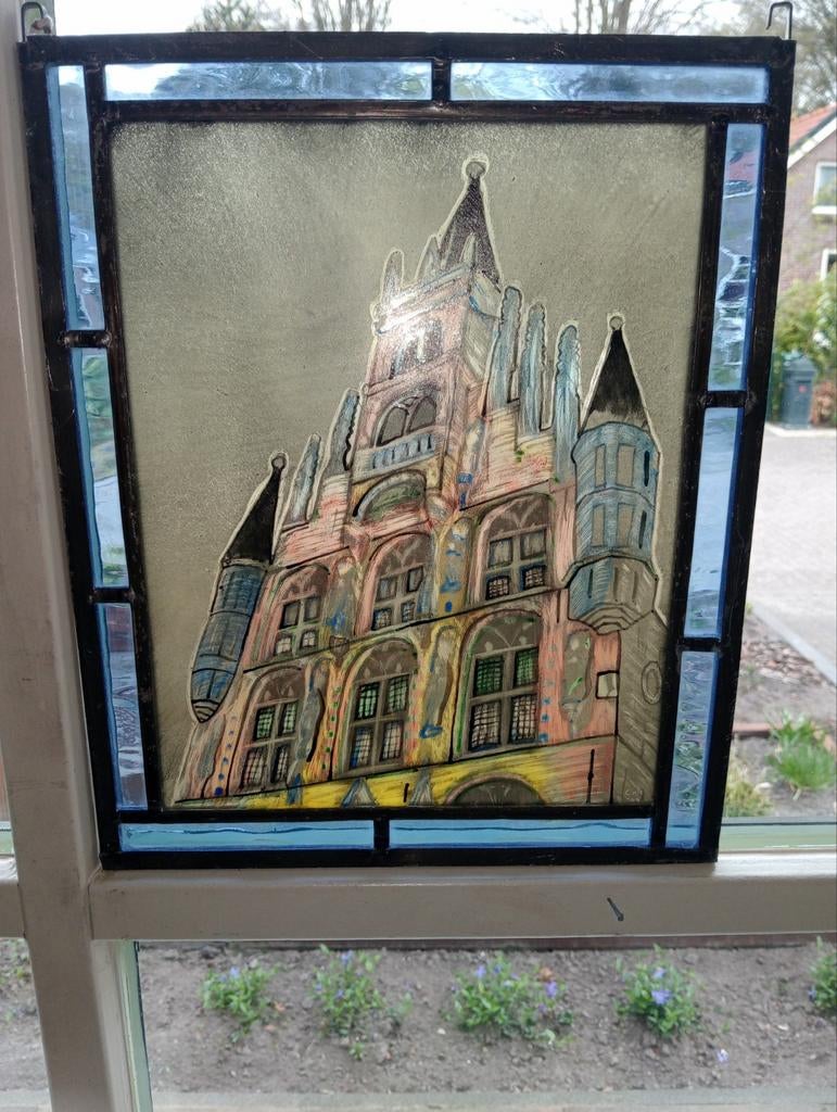 Glas in lood hanger stadshuis Gouda!, Ophalen