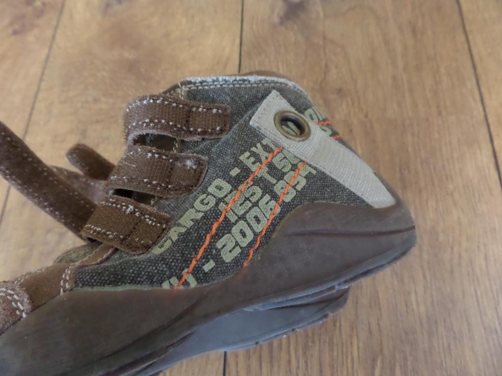 suede en stof bruine jongensschoen maat 31 Naturino Falc, Kinderen en Baby's, Kinderkleding | Schoenen en Sokken, Schoenen, Ophalen of Verzenden