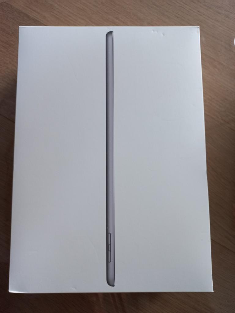 iPad WI-FI 32GB space grey model A1822, Computers en Software, Apple iPads, 10 inch, 32 GB, Apple iPad, Ophalen of Verzenden