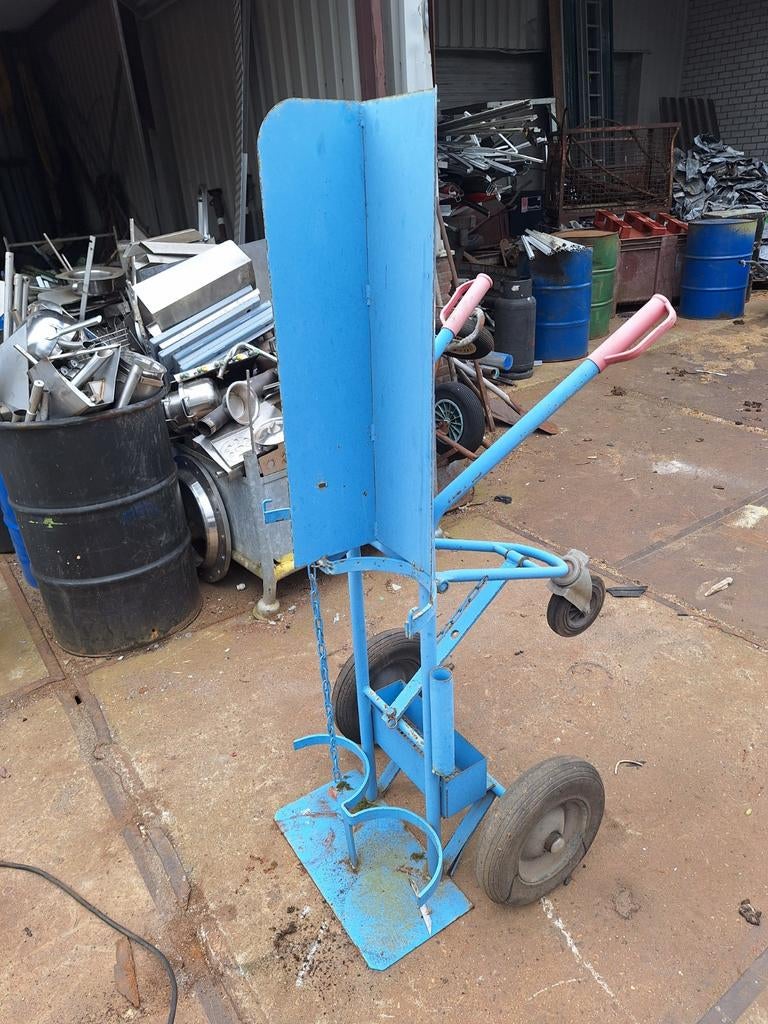 Blauwe transportkar met drie wielen, 100 liter of meer, Ophalen, Transportkar