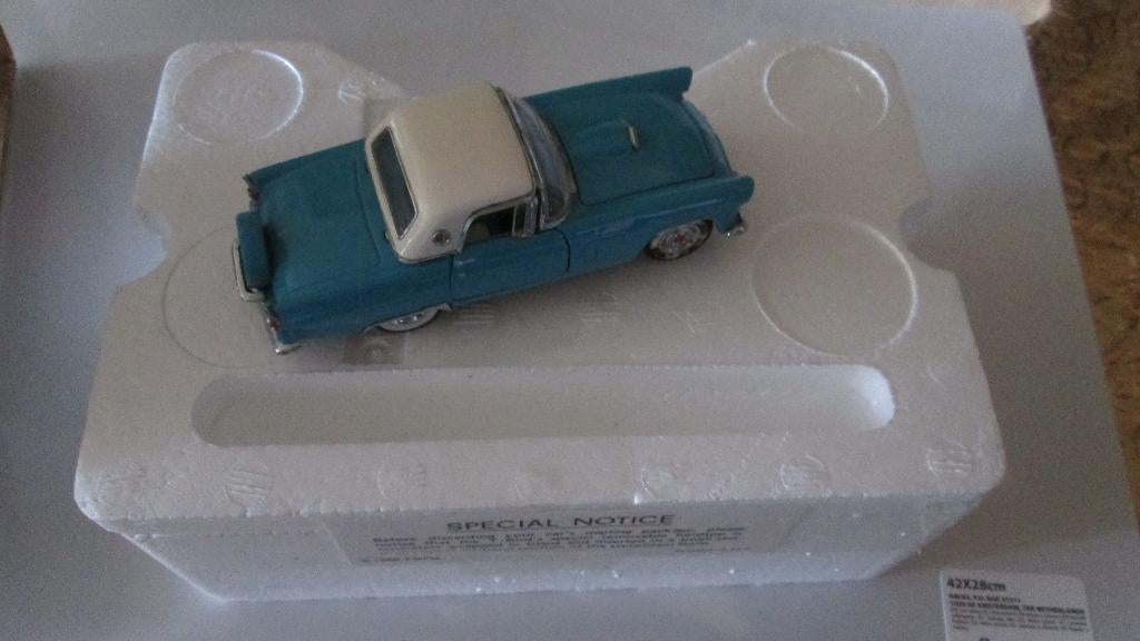 Ford Thunderbird Franklin Mint 1:43, Hobby en Vrije tijd, Modelauto's | 1:43, Ophalen of Verzenden, Nieuw, Auto, Overige merken