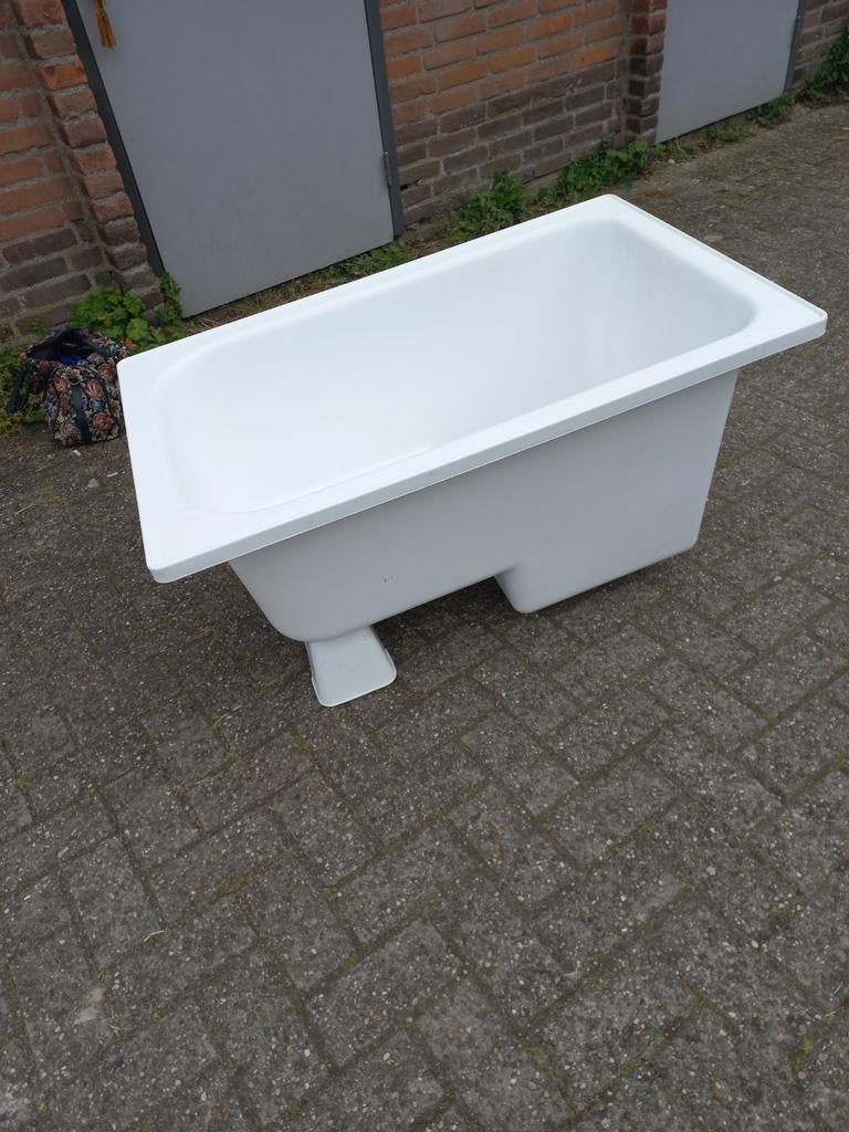 Wit zitbad van plastic, Ophalen, Gebruikt, Bad
