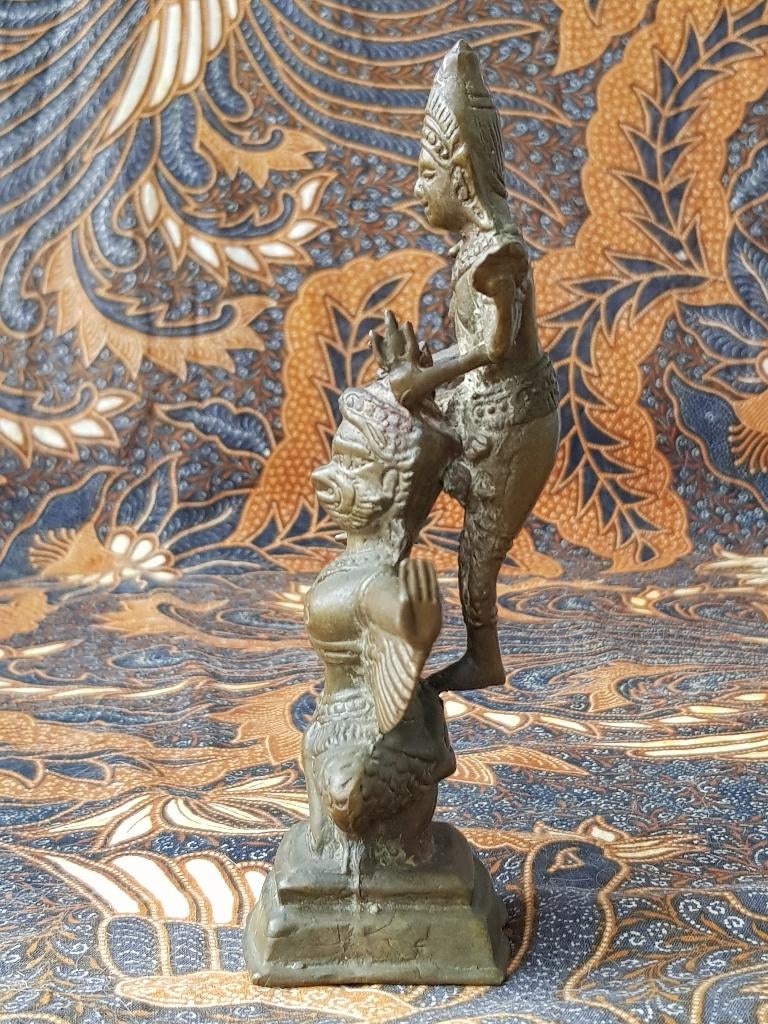 Mooi zwaar antiek Oosters brons beeldje van Garuda 16,5 cm., Antiek en Kunst, Kunst | Niet-Westerse kunst, Ophalen of Verzenden