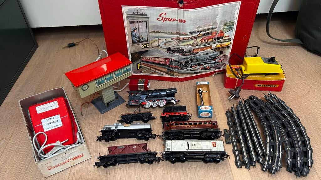 50’s Grötsch HO modelspoorbaan set met diverse accesoires, Hobby en Vrije tijd, Modeltreinen | H0, Wisselstroom, Analoog, Ophalen