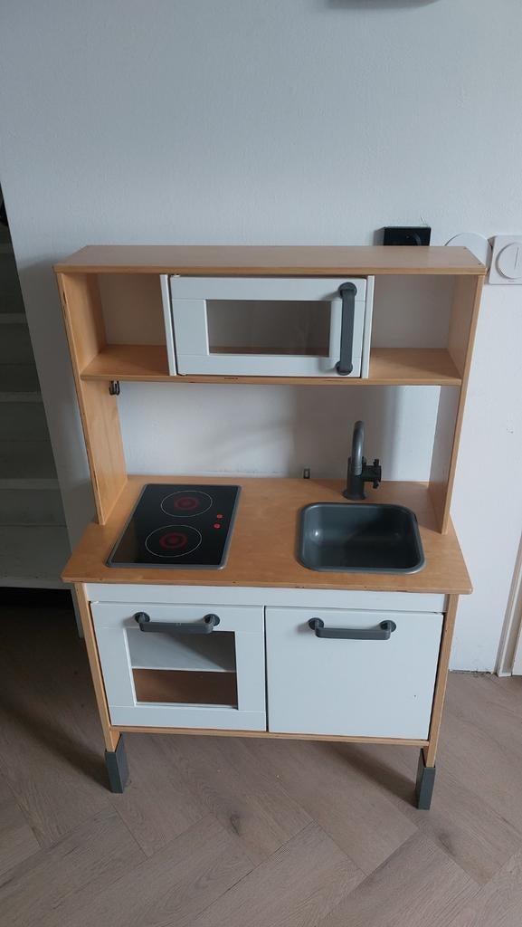 IKEA Speelkeuken DUKTIG met kookplaat en verlichting, Ophalen, Zo goed als nieuw, Hout, Speelkeuken