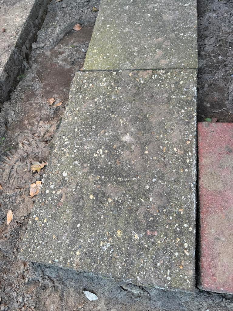 Grindtegels - ruim 30m2 beschikbaar, Tuin en Terras, Ophalen, Gebruikt, 10 m² of meer, Beton