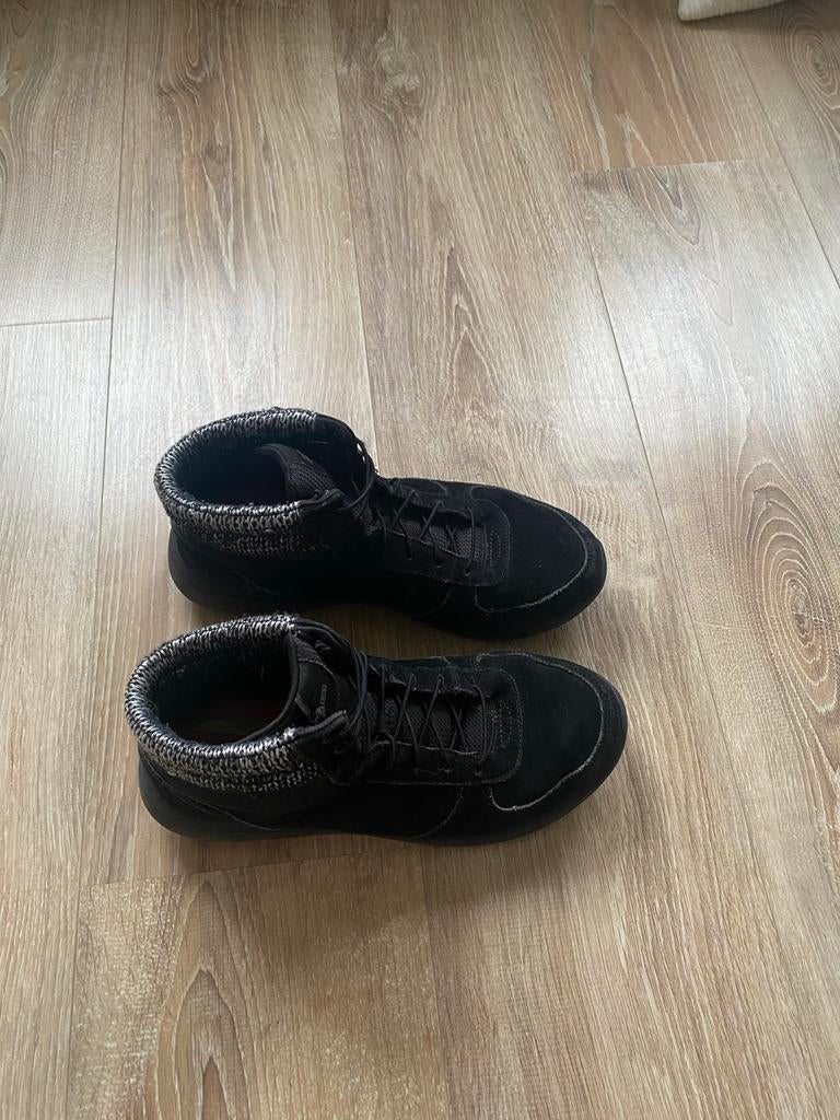 Skechers zwarte enkellaarzen/hoge sneakers - Maat 39, Kleding | Dames, Schoenen, Ophalen of Verzenden, Gedragen, Zwart, Lage of Enkellaarzen