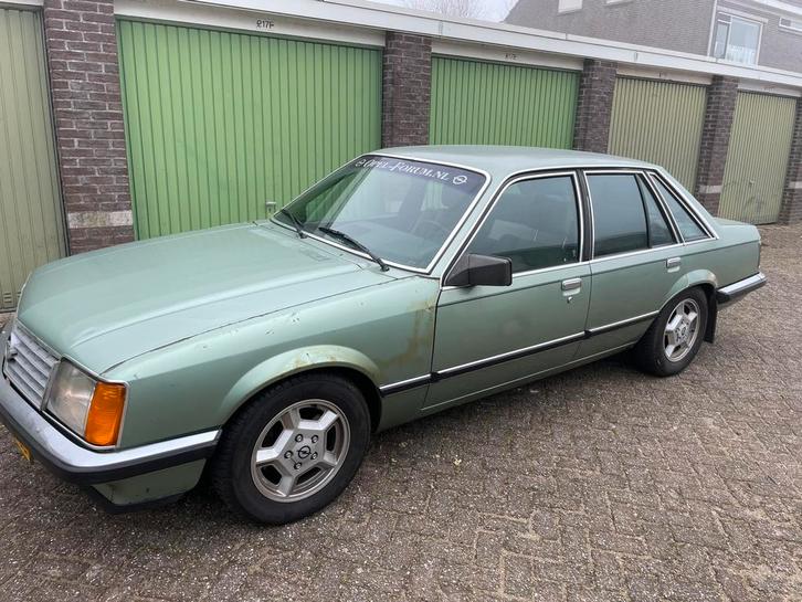 Opel Senator 3.0CD 24V 1978 Groen, Auto's, Opel, Particulier, Senator, Centrale vergrendeling, Elektrische buitenspiegels, Elektrische ramen