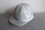 vintage/antieke fraai bewerkte helm, MC DONALD, Ophalen of Verzenden