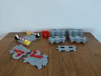 Duplo treinrails, wisselstukken, stootblok+ spoorwegovergang, Kinderen en Baby's, Speelgoed | Duplo en Lego, Ophalen of Verzenden
