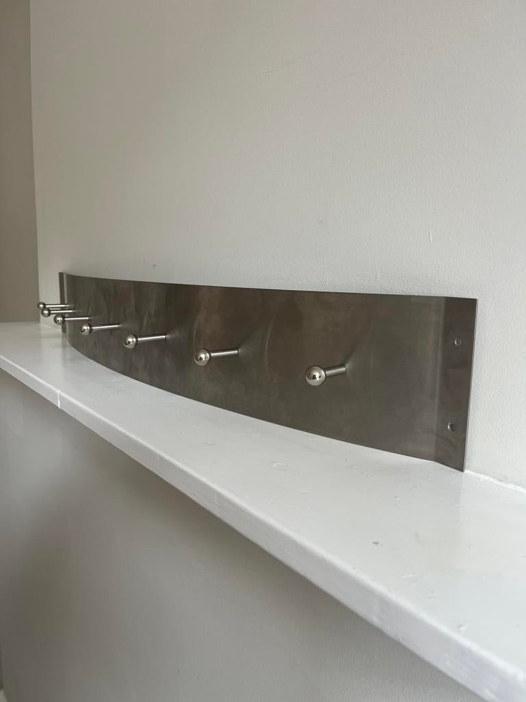 Modern Mid Century-style kapstok (chroom), Huis en Inrichting, Woonaccessoires | Kapstokken, Zo goed als nieuw, Minder dan 100 cm