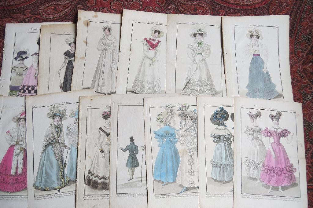 13 x antieke kleding gravure handgekleurd 1820-1826, Mode, Ophalen of Verzenden, Gravure, Handgekleurd