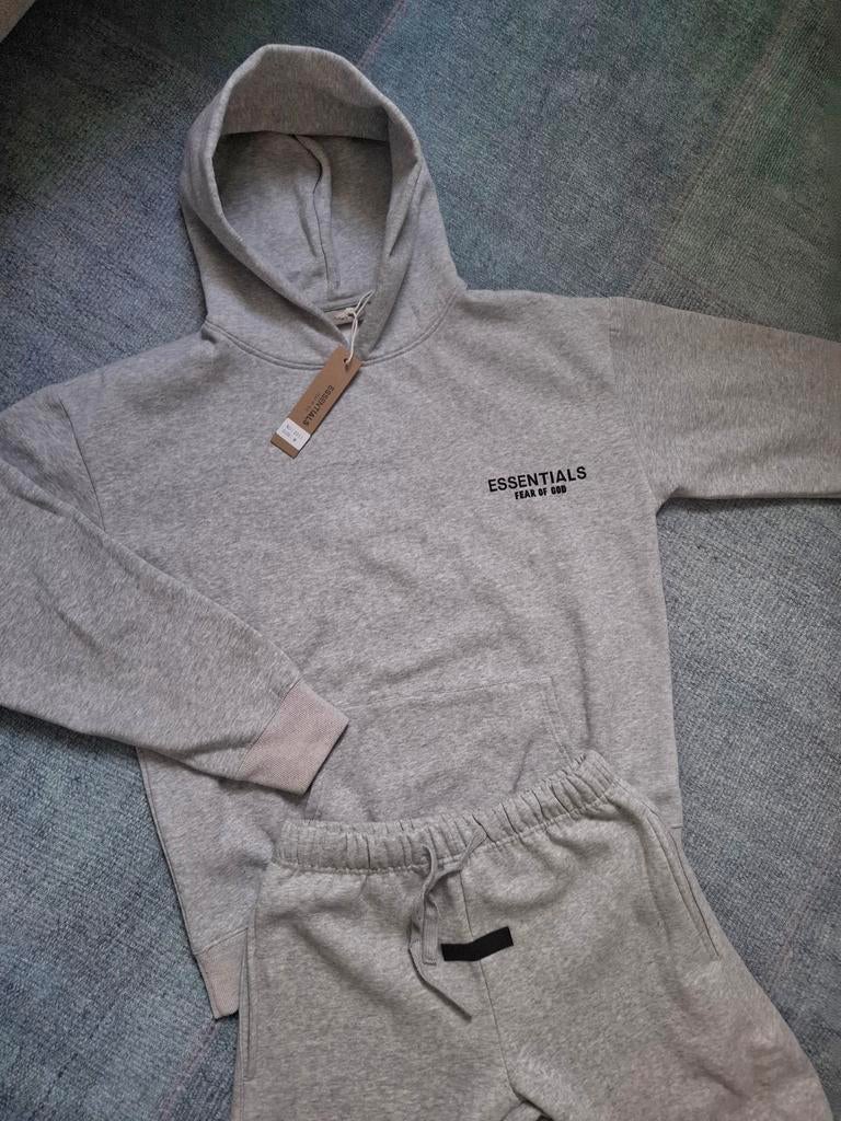 ESSENTIALS pak maat M, Kleding | Heren, Truien en Vesten, Maat 48/50 (M), Nieuw, Ophalen of Verzenden, Grijs