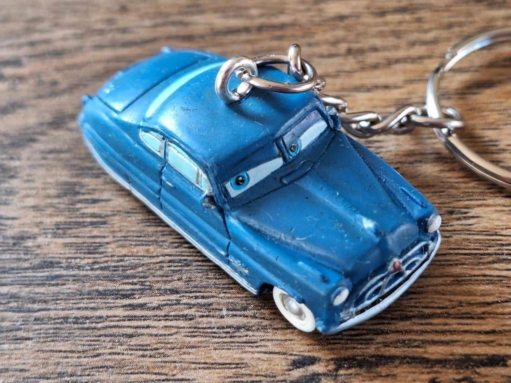 Sleutelhanger : Disney Pixar : Cars : Doc Hudson !! 1, Info@keycharms.nl, Transport, Nieuw, Medemblik