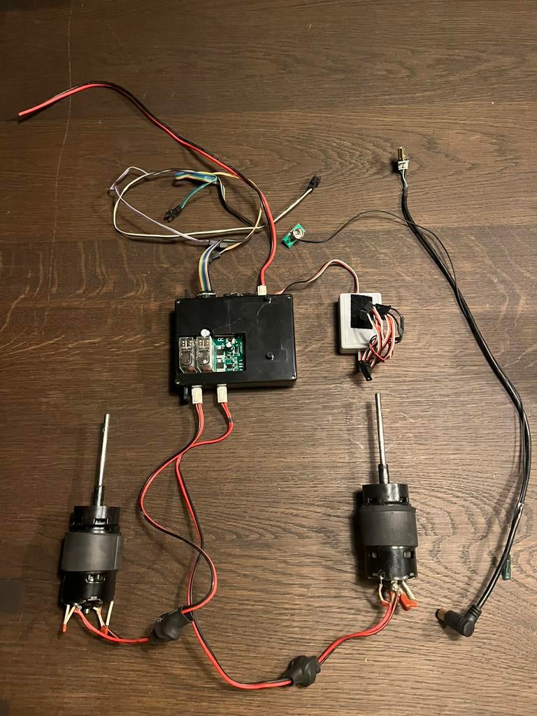 iCatcher / Skarp S60 motoren, printplaat en RF15 Fishfinder, Watersport en Boten, Hengelsport | Karpervissen, Ophalen of Verzenden