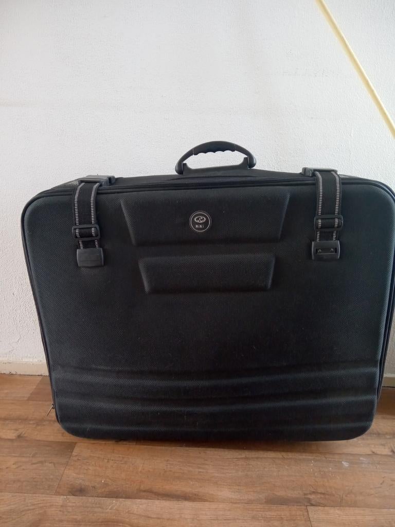 Hele grote koffer RIKI, Sieraden, Tassen en Uiterlijk, Koffers, Ophalen, Overige materialen, Wieltjes, Gebruikt
