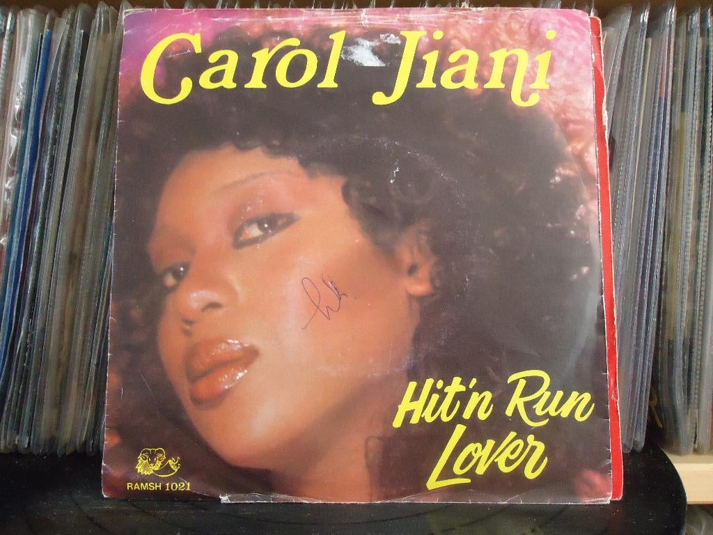 7" Single Carol Jiani - Hit 'n Run Lover / All The People Of, Gebruikt, 7 inch, Single, Ophalen of Verzenden