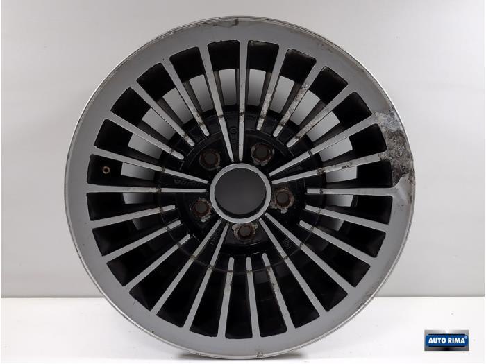 Velg van een Volvo 2-Serie