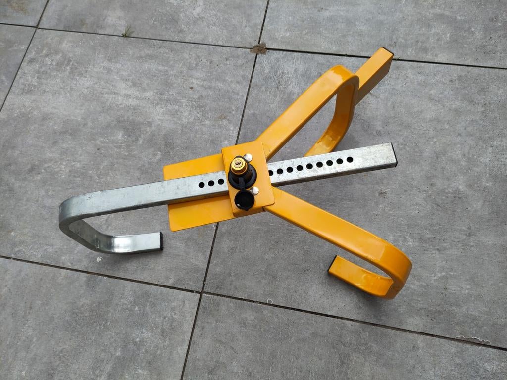 Wielklem Car Point, Ophalen of Verzenden, Zo goed als nieuw