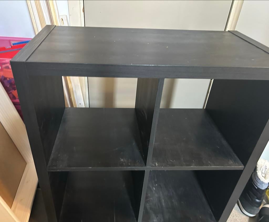 Zwart 4-vaks kastje - zo goed als nieuw, Huis en Inrichting, Kasten | Overige, Ophalen, Zo goed als nieuw