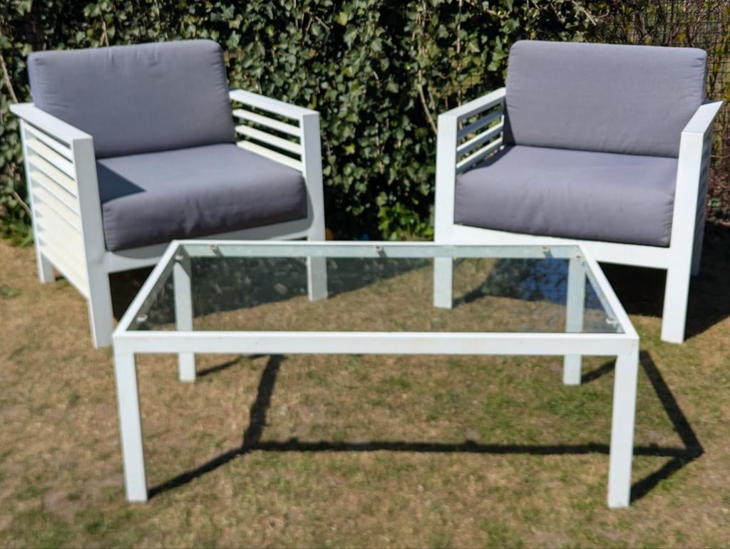 Witte loungeset met glazen salontafel, 2 zitplaatsen, Gebruikt, Bijzettafel, Aluminium