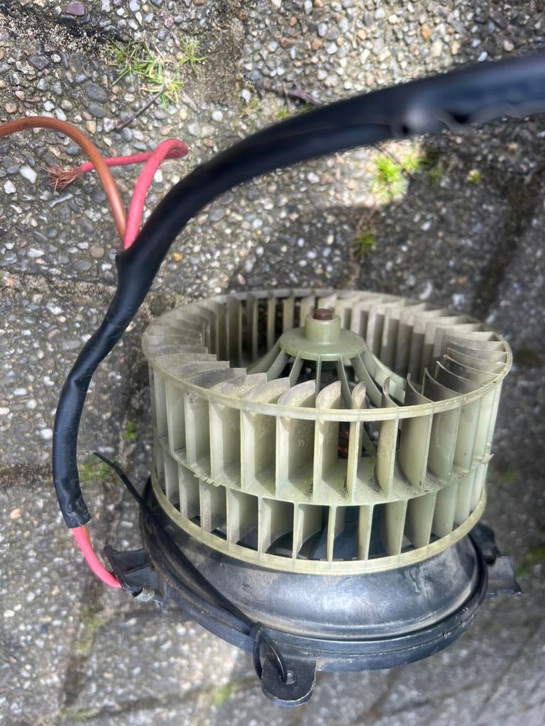 Kachelmotor voor mercedes w124, Ophalen, Gebruikt, Mercedes-Benz